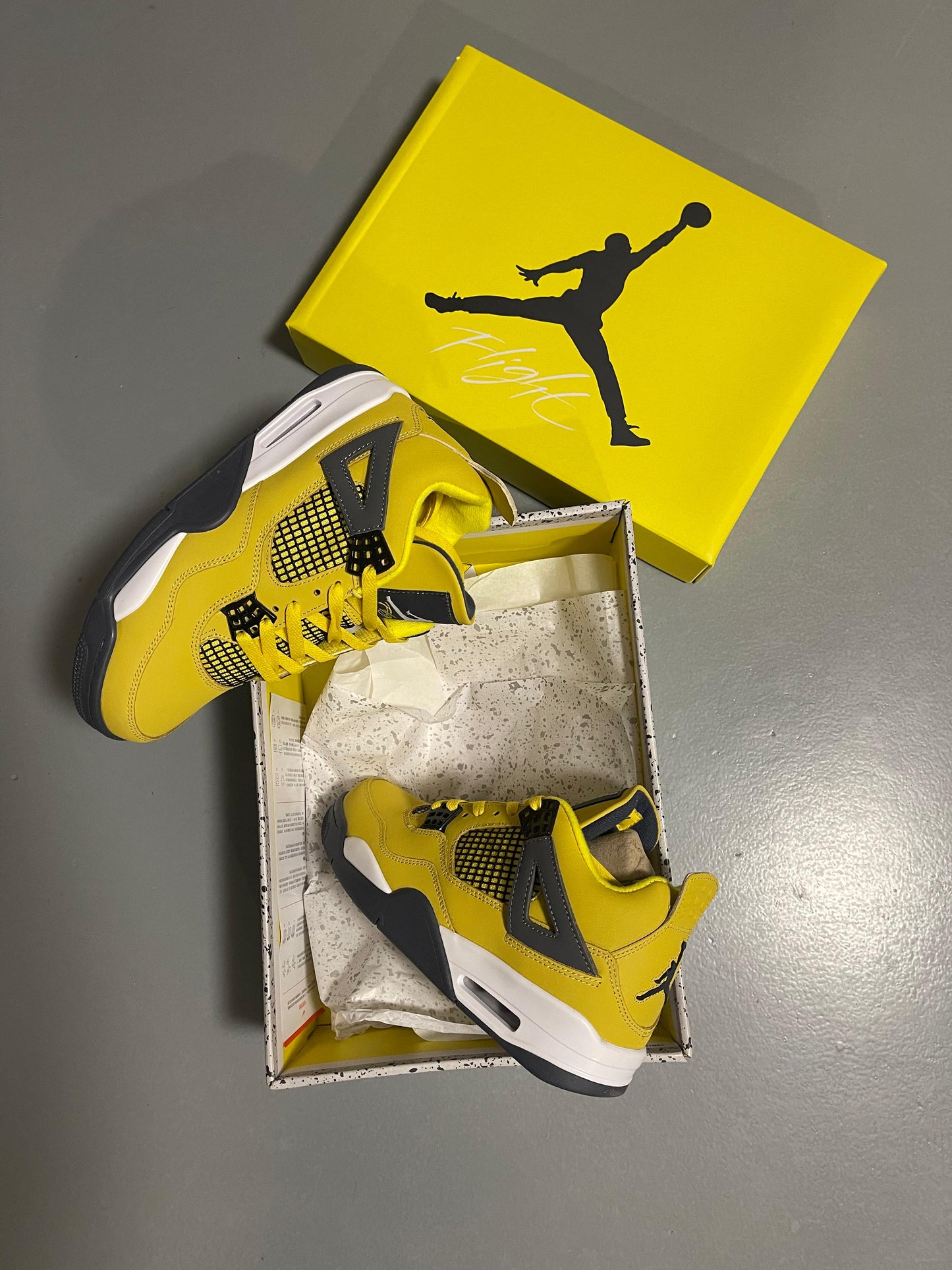 Jordan 4