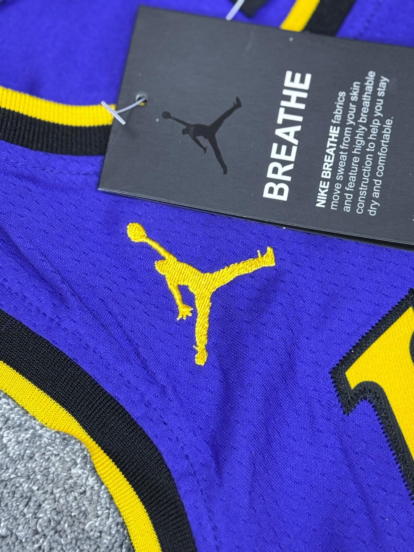 Conjunto verano Lakers para niño ( 10 - 14 )