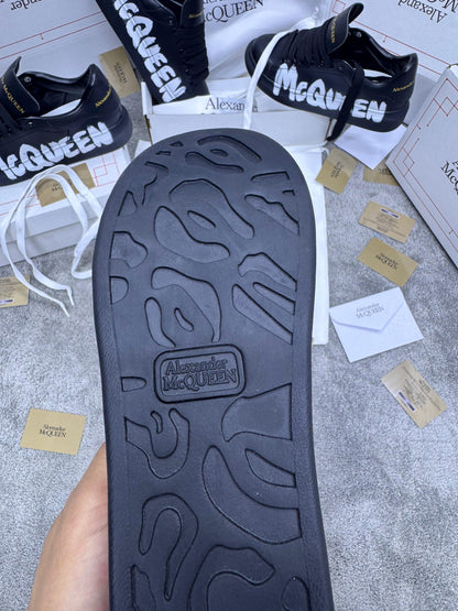 ALEXANDER MCQUEEN ( Negras Con Letras )
