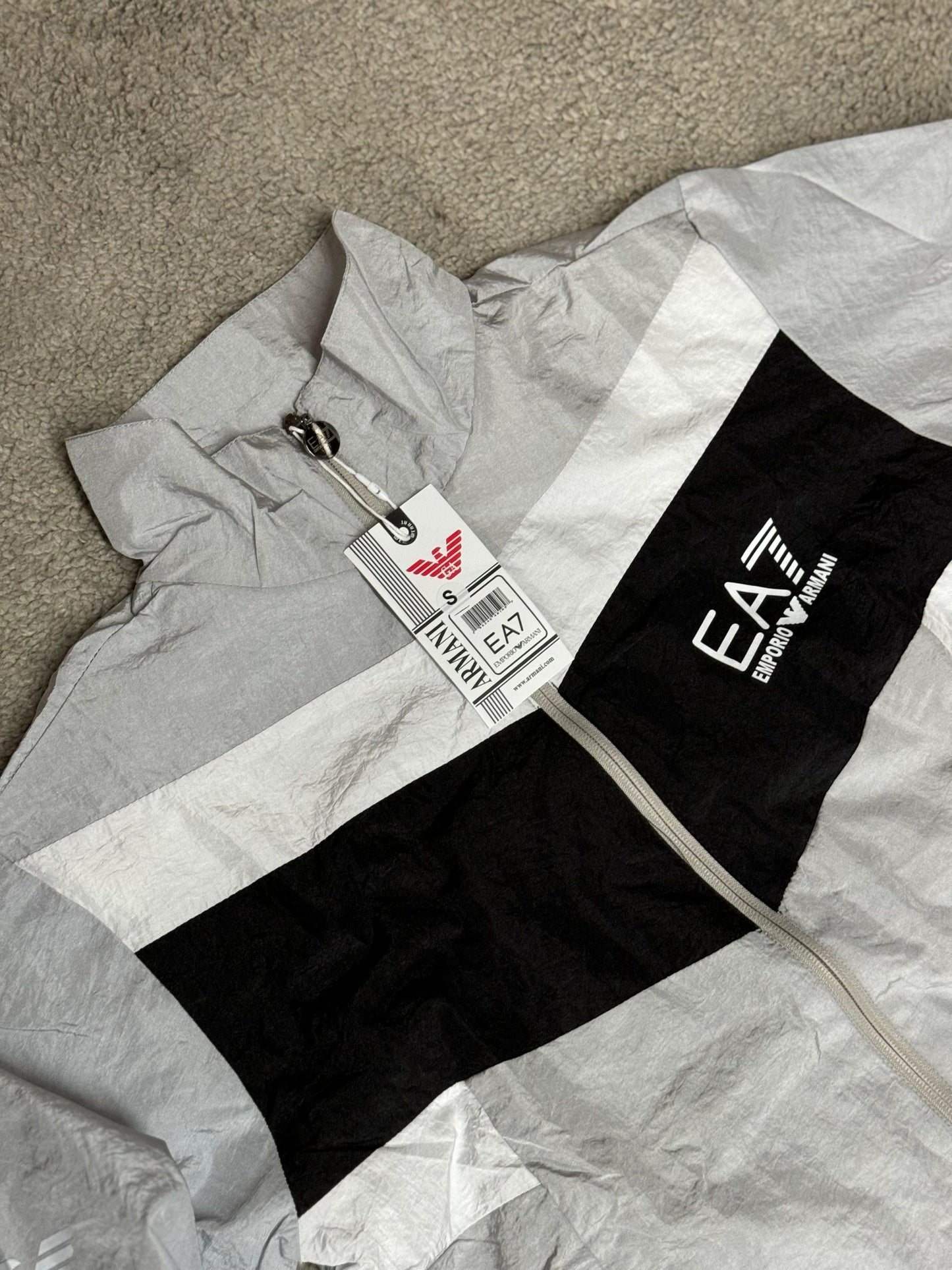 Chandal Armani (Gris) Max calidad