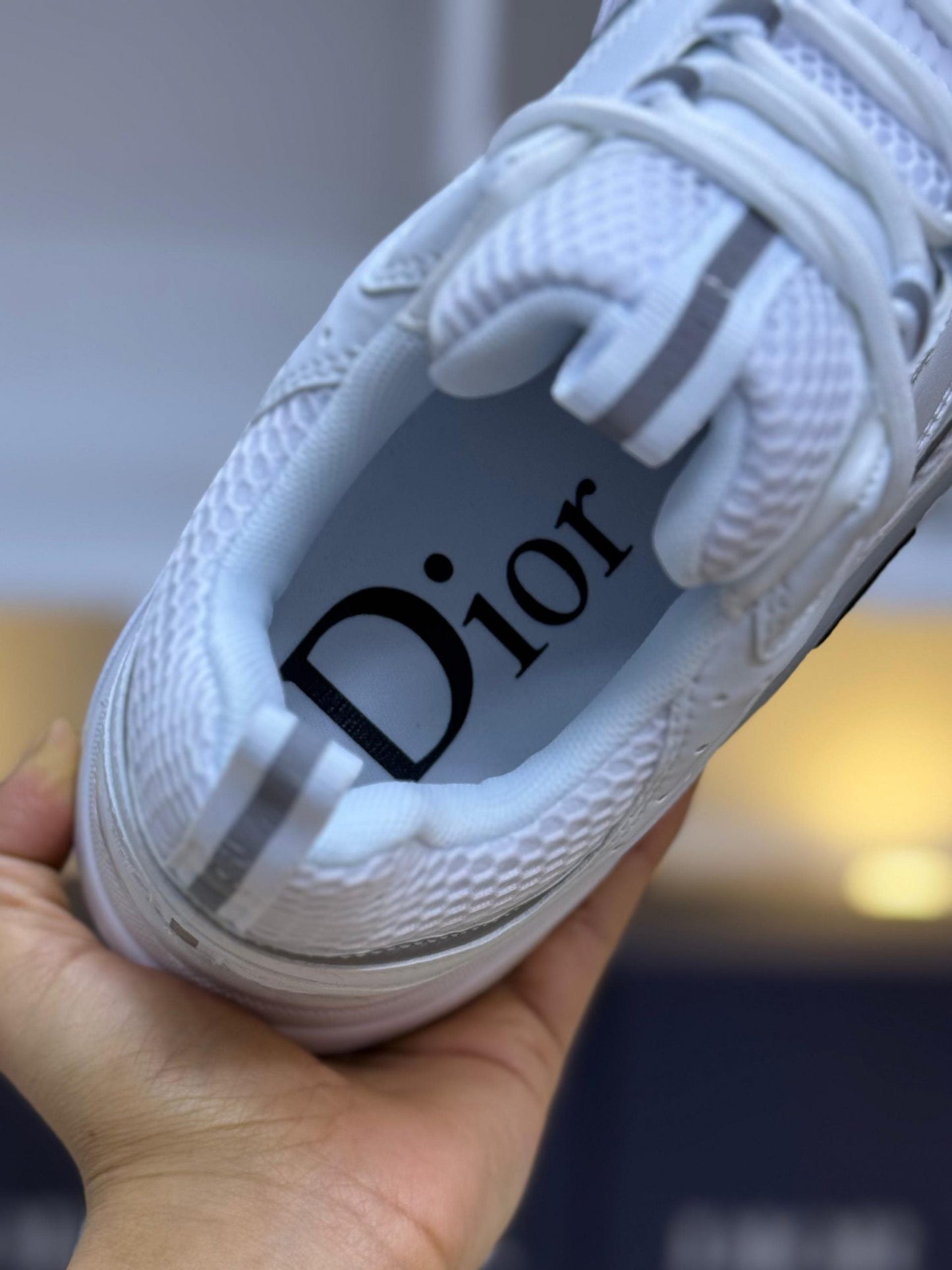 DIOR B22 BLANCAS ENTERAS