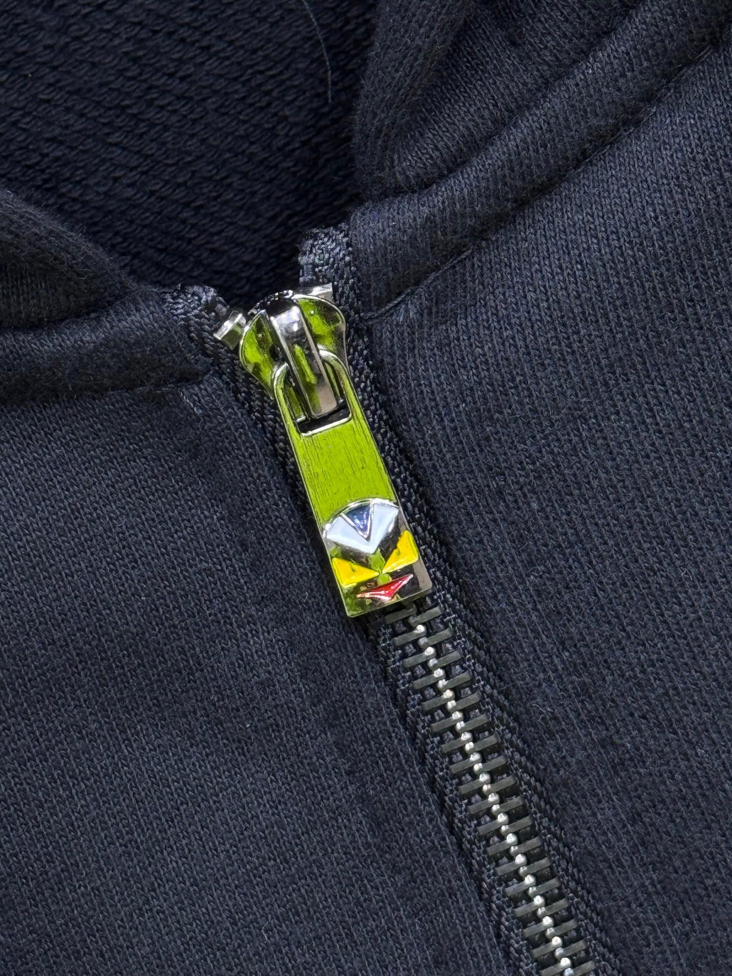 Chandal Fendi “sin mochila”