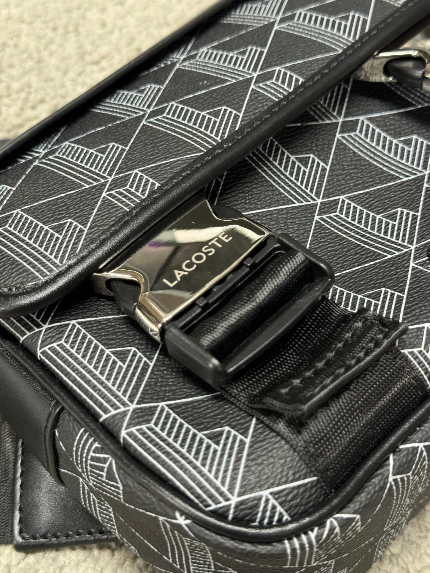 Bandolera Lacoste