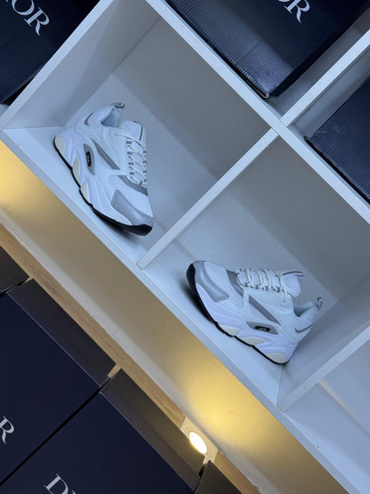 DIOR B22 BLANCAS REFLECTANTE