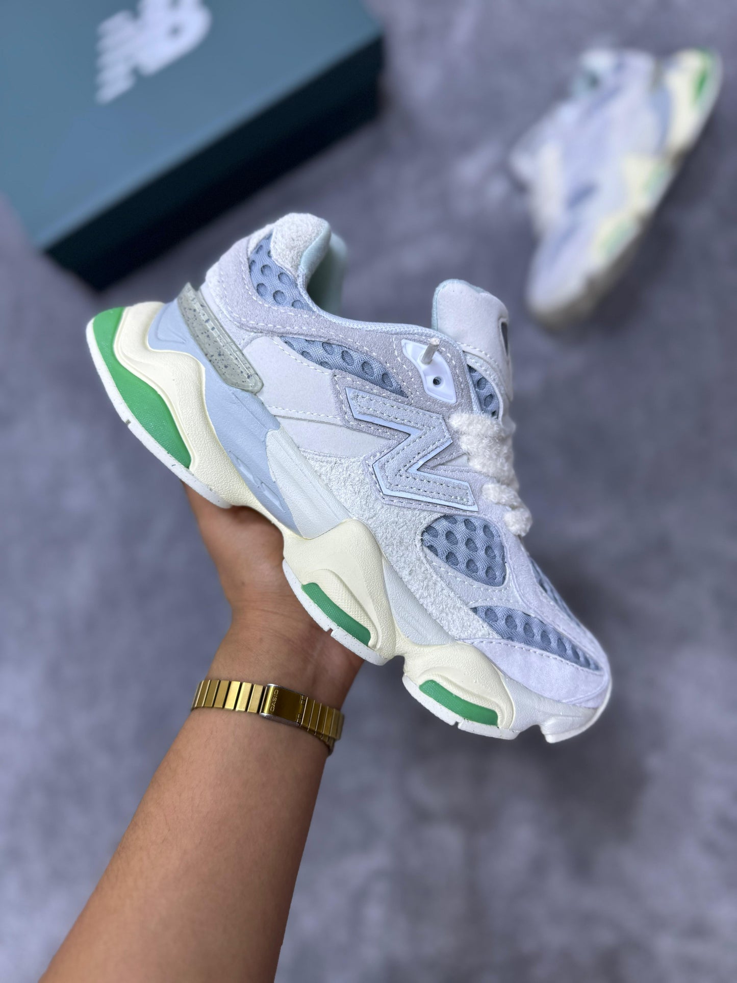 NEW BALANCE 9060 (Gris)