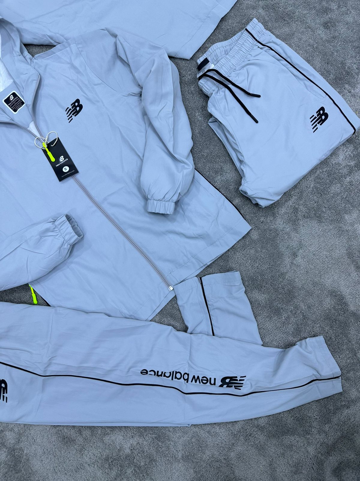 Chandal New Balance Gris