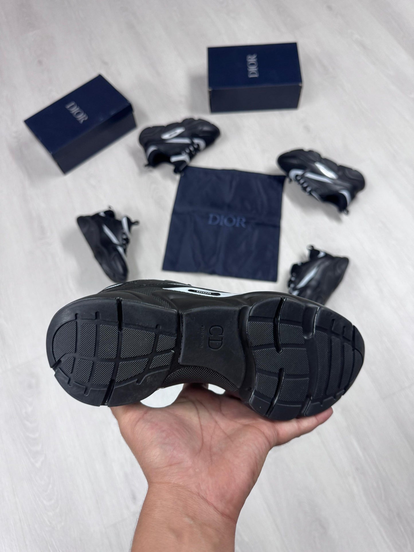 Dior B22 Full Black